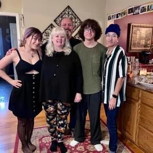 Meet your Posher, Amy